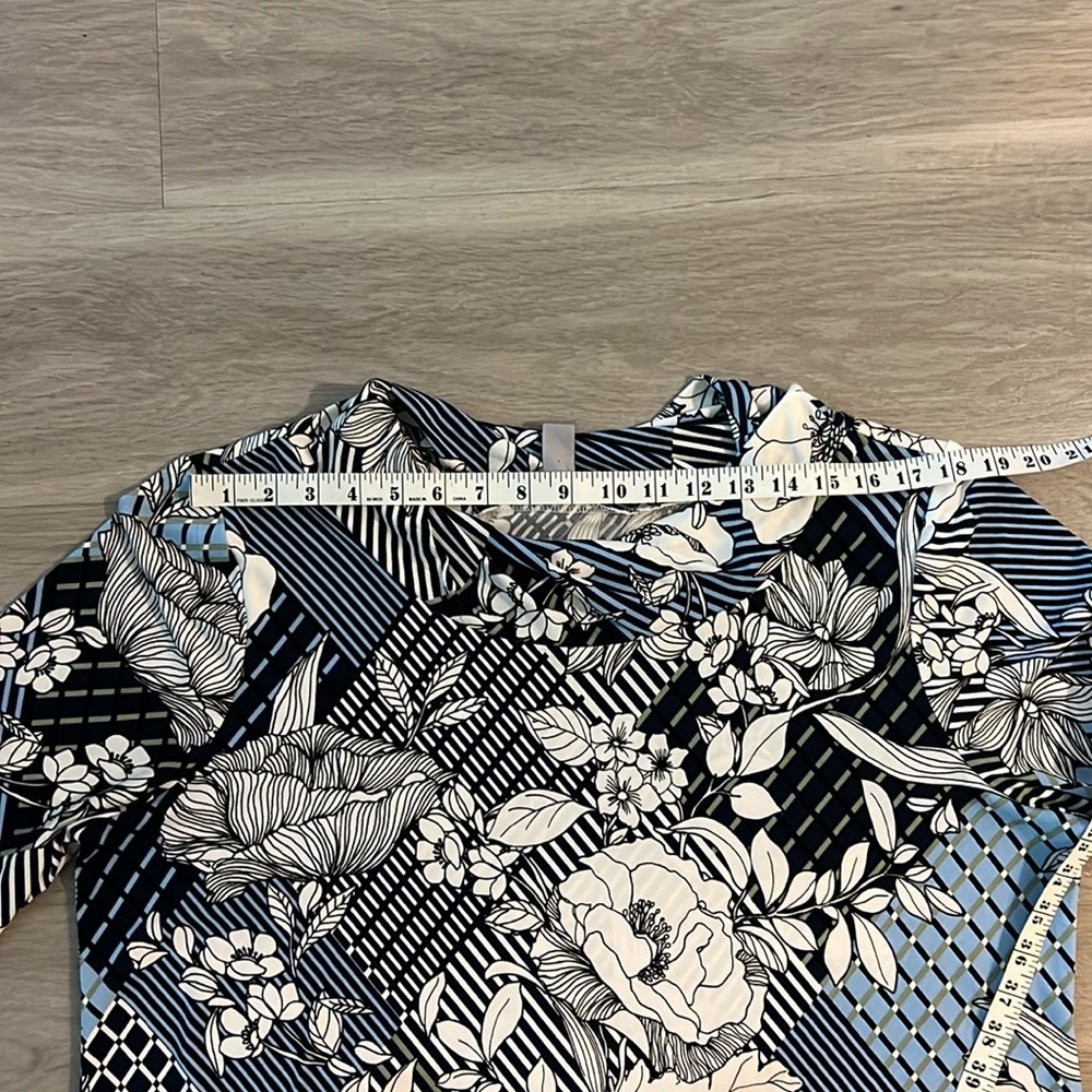 Easy wear by Chico’s Modern Floral Print Size 3 - Picture 10 of 12